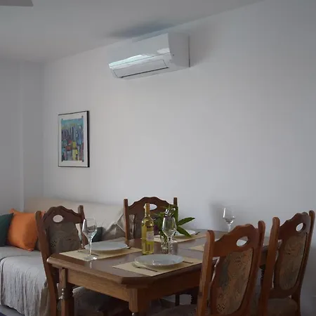 Moderno Apartment
